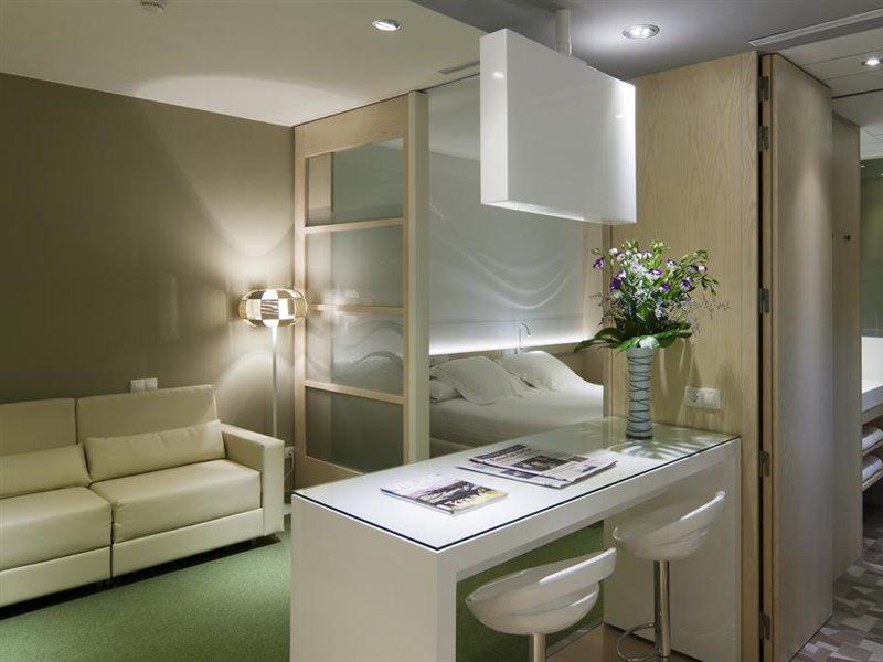 Ako Suite Hotel Barcelona Exteriör bild