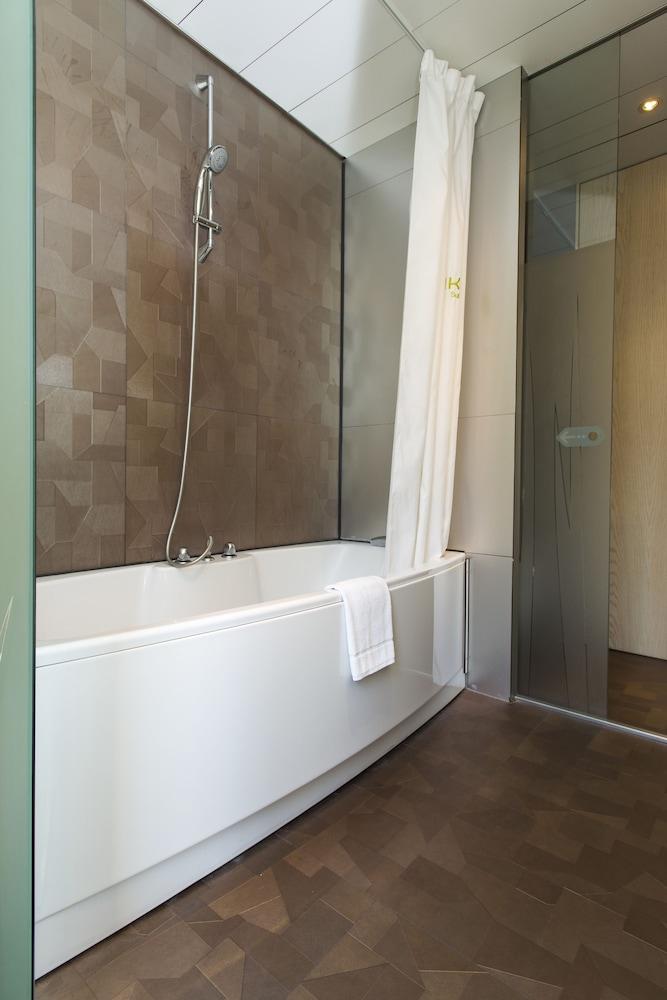 Ako Suite Hotel Barcelona Exteriör bild