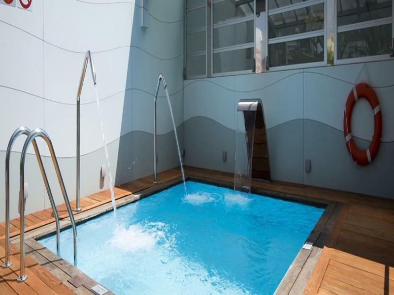 Ako Suite Hotel Barcelona Exteriör bild